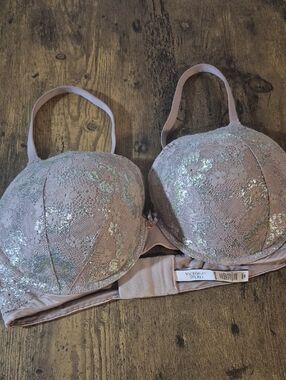 Victoria's Secret Iridescent Lace Push-Up Bra - Light Pink